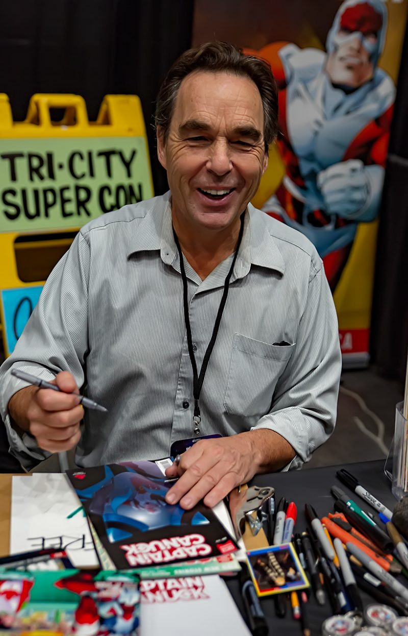 Windsor ComiCon (Photos by Maureen Stewart at K&M Photography)