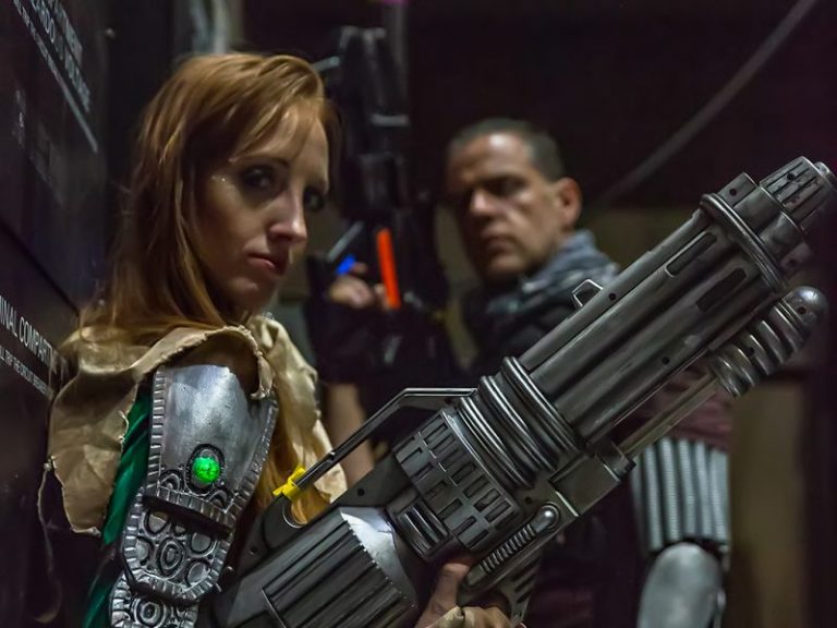 Celebrities Descend on Windsor at Annual ComiCon Celebration