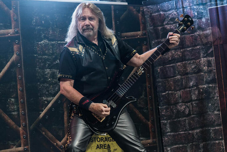 Ian Hill